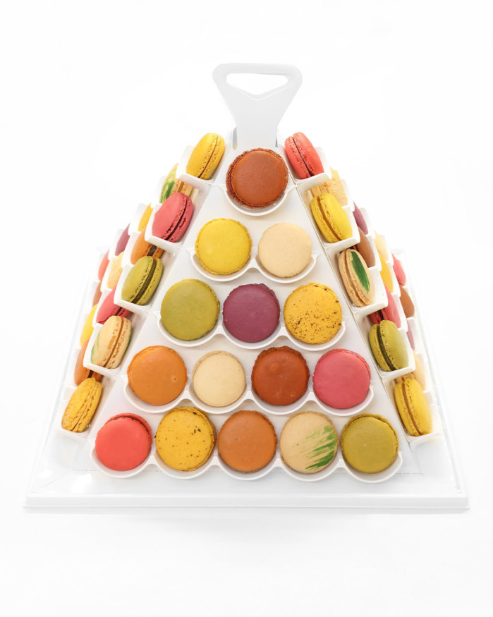 Pyramide de 40 macarons NON EXPEDIABLE