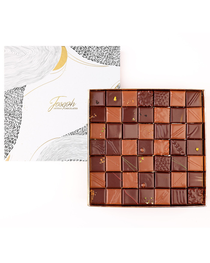 COFFRET PRESTIGE 49 CHOCOLATS  : N°3 (325G)