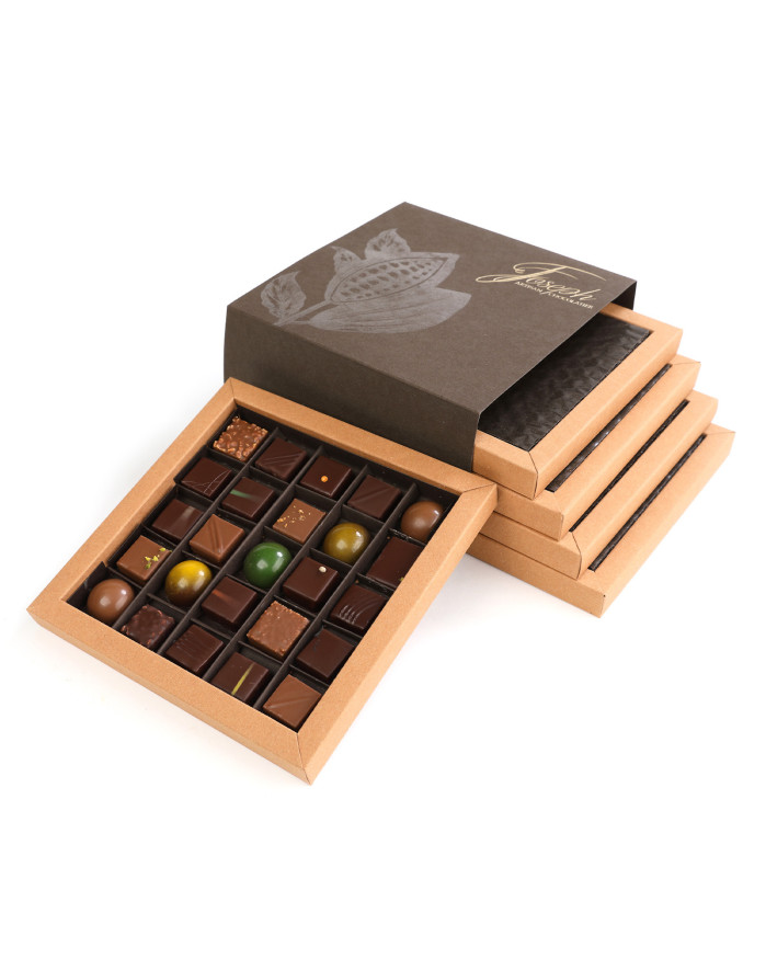 COFFRET 125 CHOCOLATS 100% PRALINÉ - 900G 