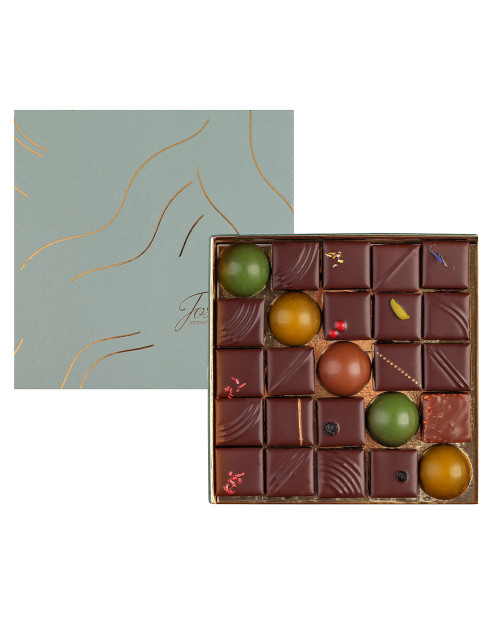 COFFRET PRESTIGE 25 CHOCOLATS NOEL  :  N°7  (180G)