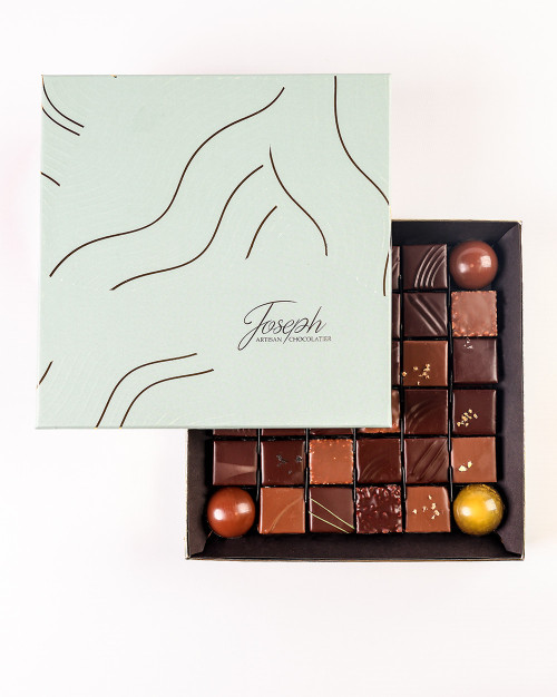 COFFRET PRESTIGE 36 CHOCOLATS : N°7  (280G)
